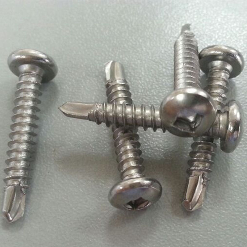 Tornillo de cabeza de la bandeja con recreo cuadrado