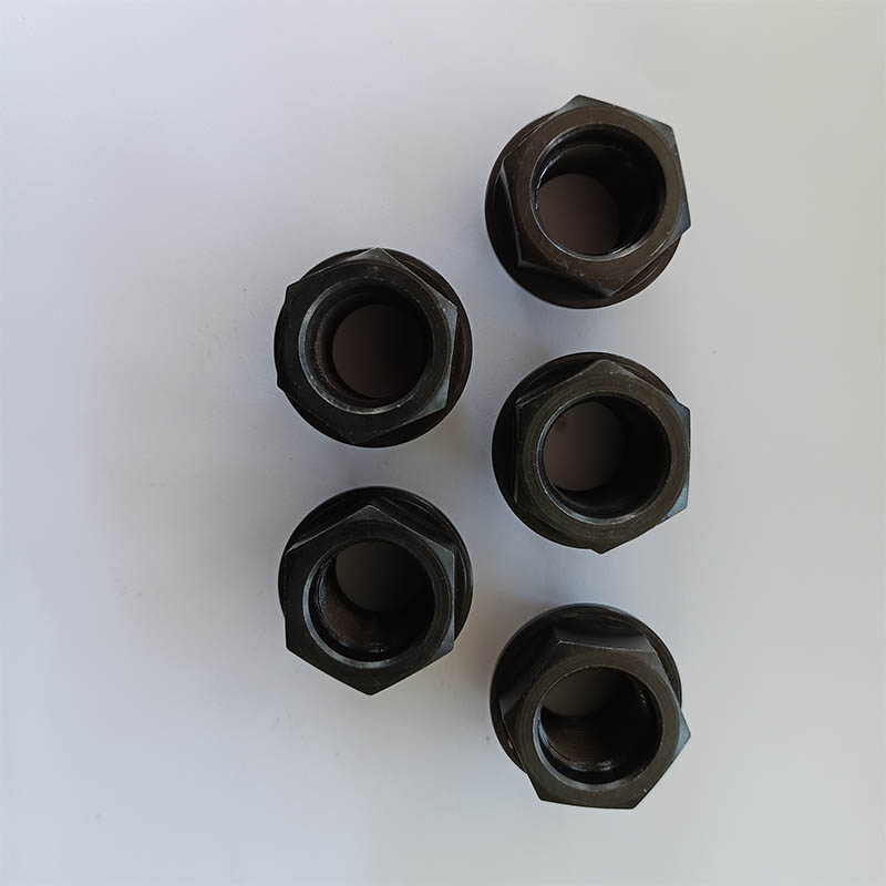 Nueces de neumáticos